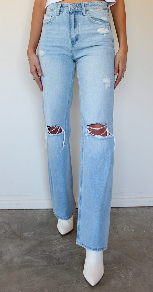 Leslie 90’s Vintage High Rise Flare Jeans