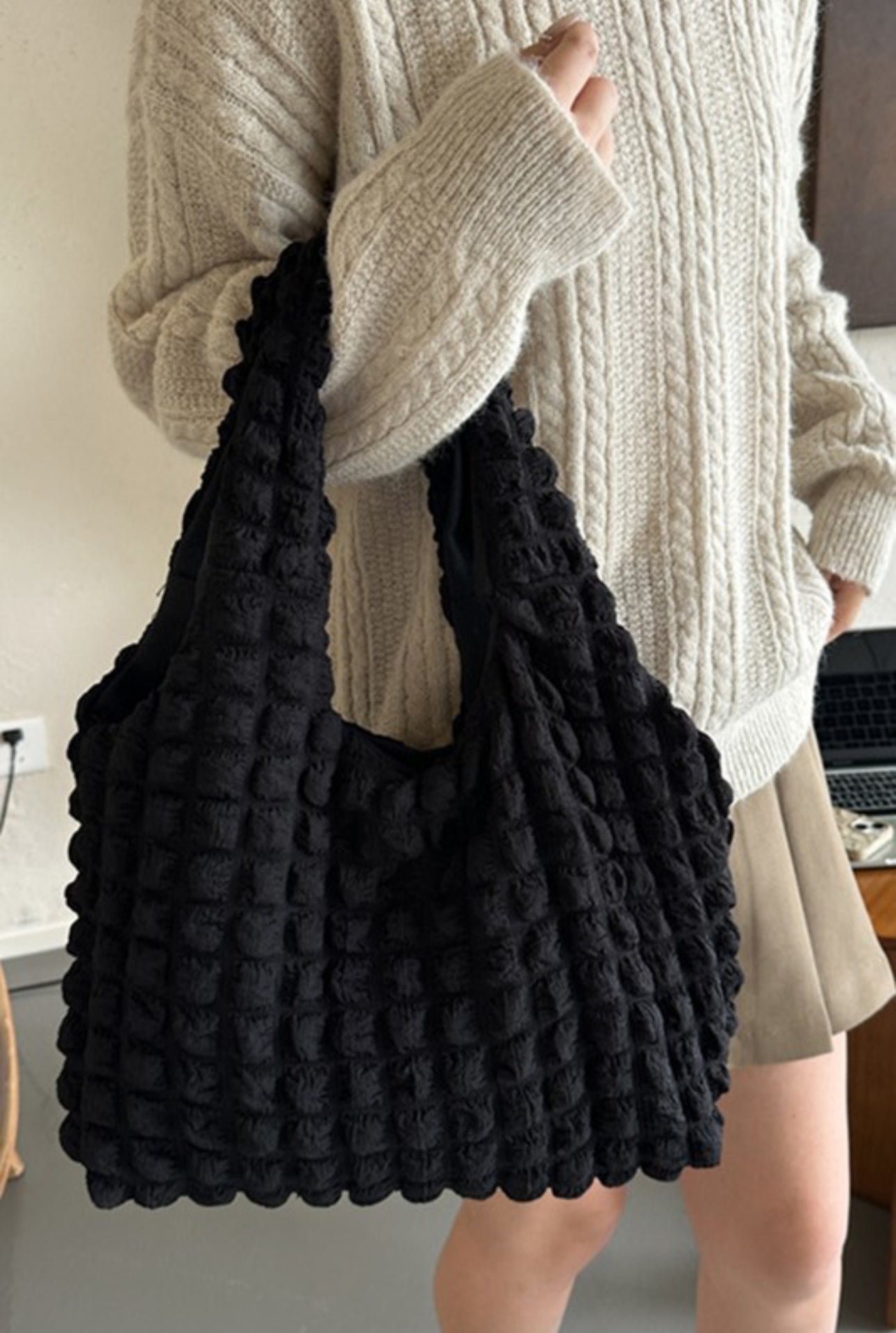 Black Cloud Puffy Shoulder Tote Bag